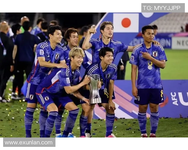 日本男足迎战哥伦比亚球队期待精彩对决展现足球魅力与实力较量