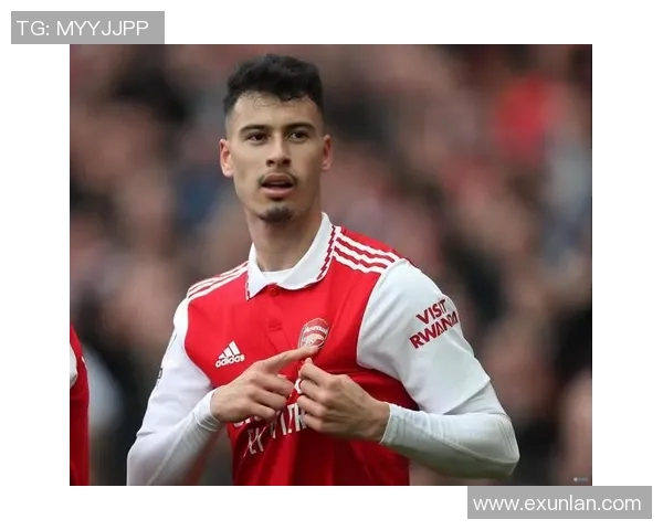 马丁内利的崛起与未来展望:从新星到足坛巨星的蜕变之路 马丁内利的崛起与未来展望:从新星到足坛巨星的蜕变之路