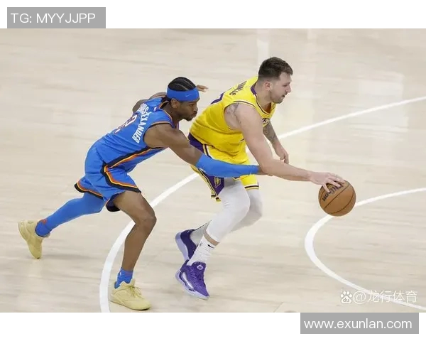 骑士队在对阵勇士队的比赛中半场落后能否逆转胜局引人关注 骑士队在对阵勇士队的比赛中半场落后能否逆转胜局引人关注