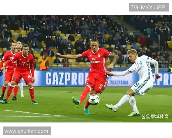 乌得勒支主场迎战海牙争夺联赛关键三分之战